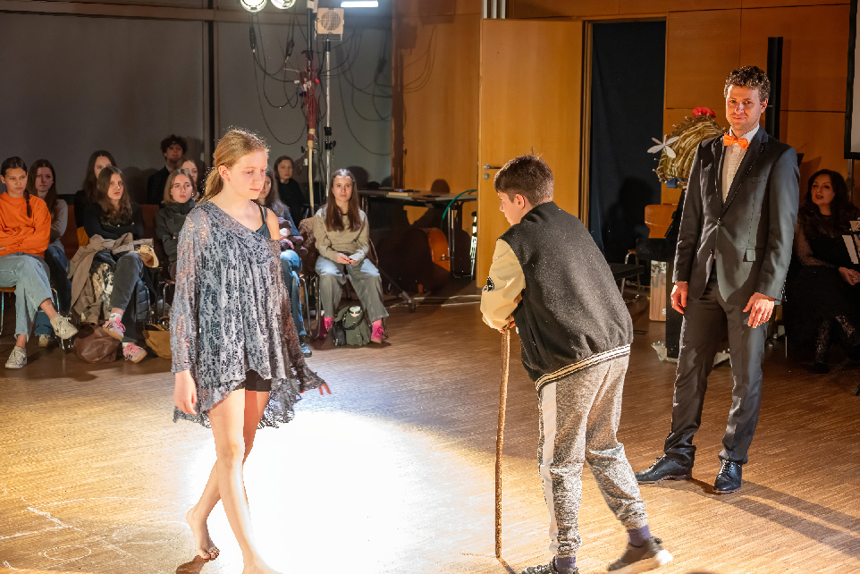 faust26-068-260410_k_k